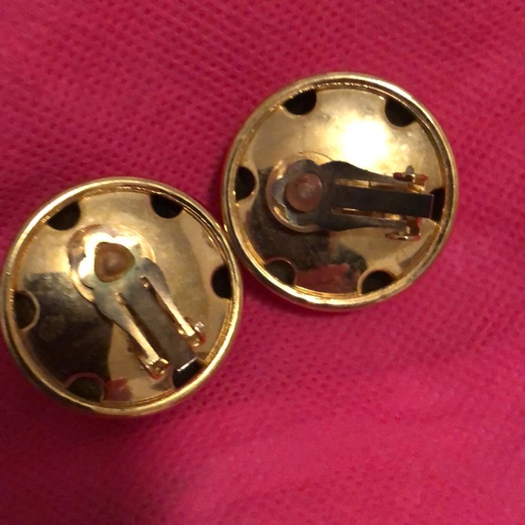Goldtone round earrings classic - Picture 2 of 2